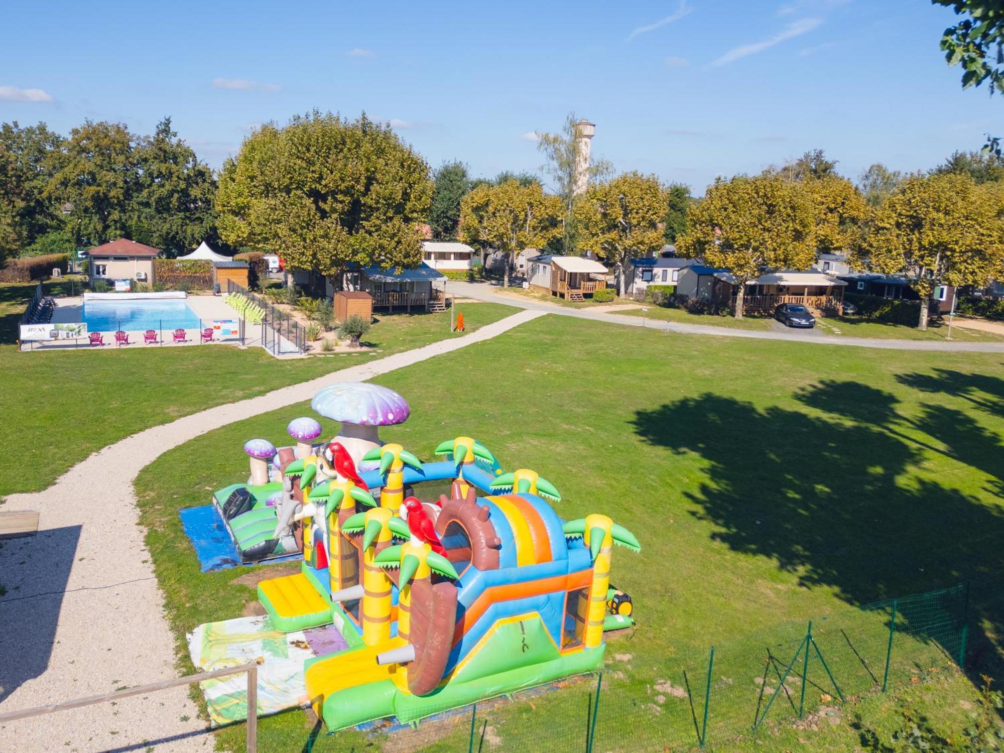 L'Oasis Des Dombes Hotel Ambérieux-en-Dombes Екстериор снимка